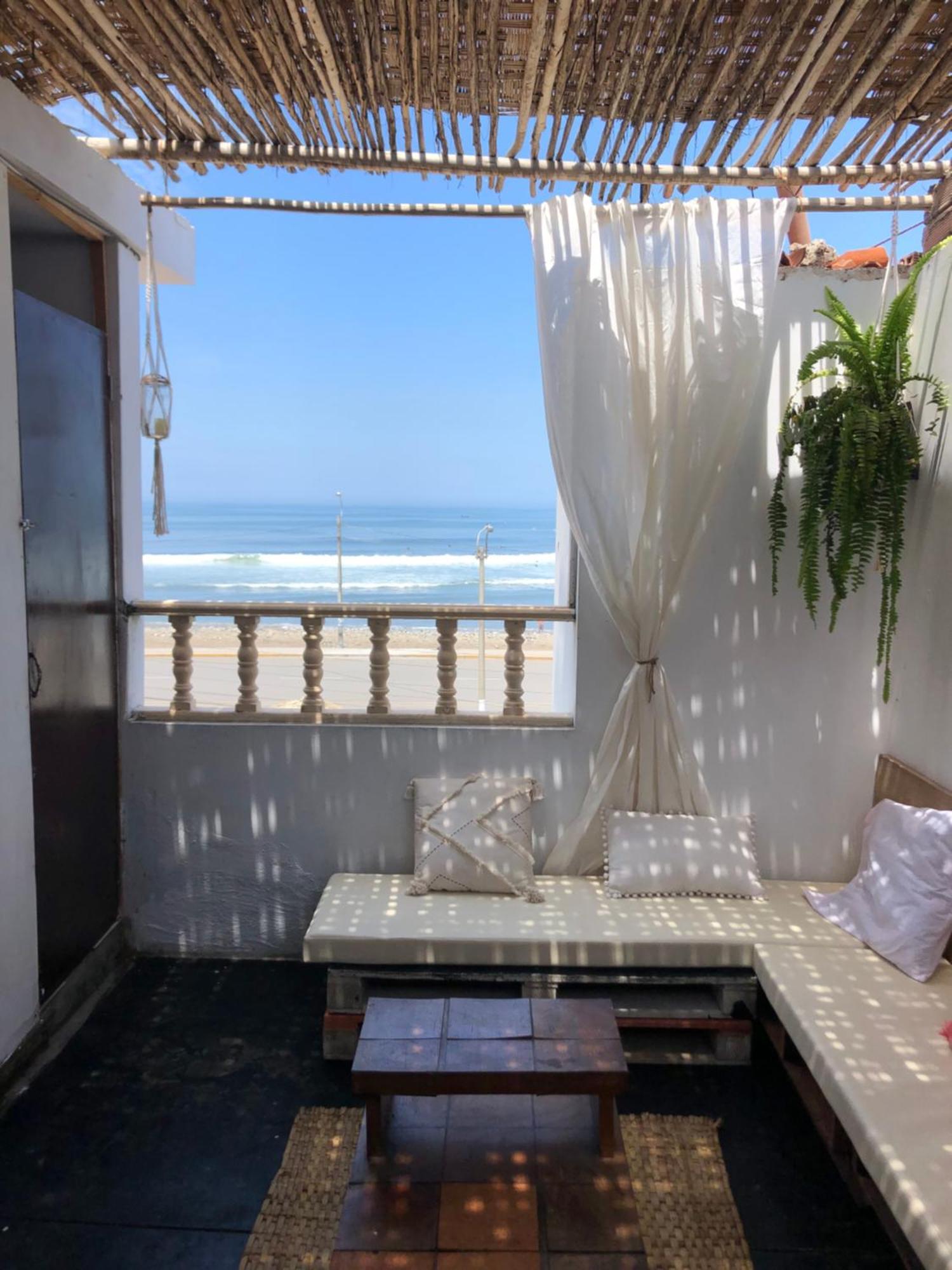 Pointbreak Surf Camp Vandrarhem Huanchaco Rum bild