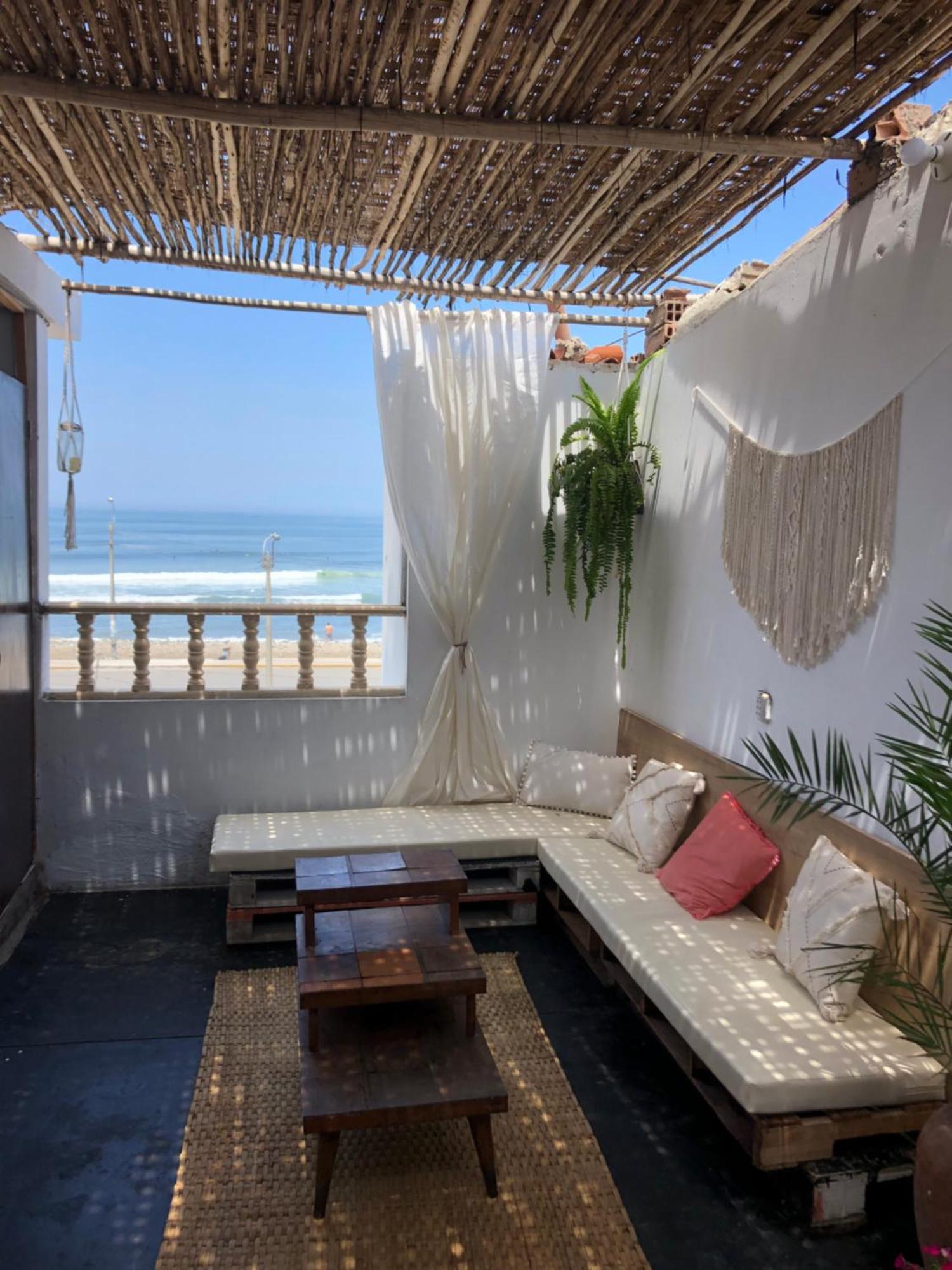Pointbreak Surf Camp Vandrarhem Huanchaco Exteriör bild