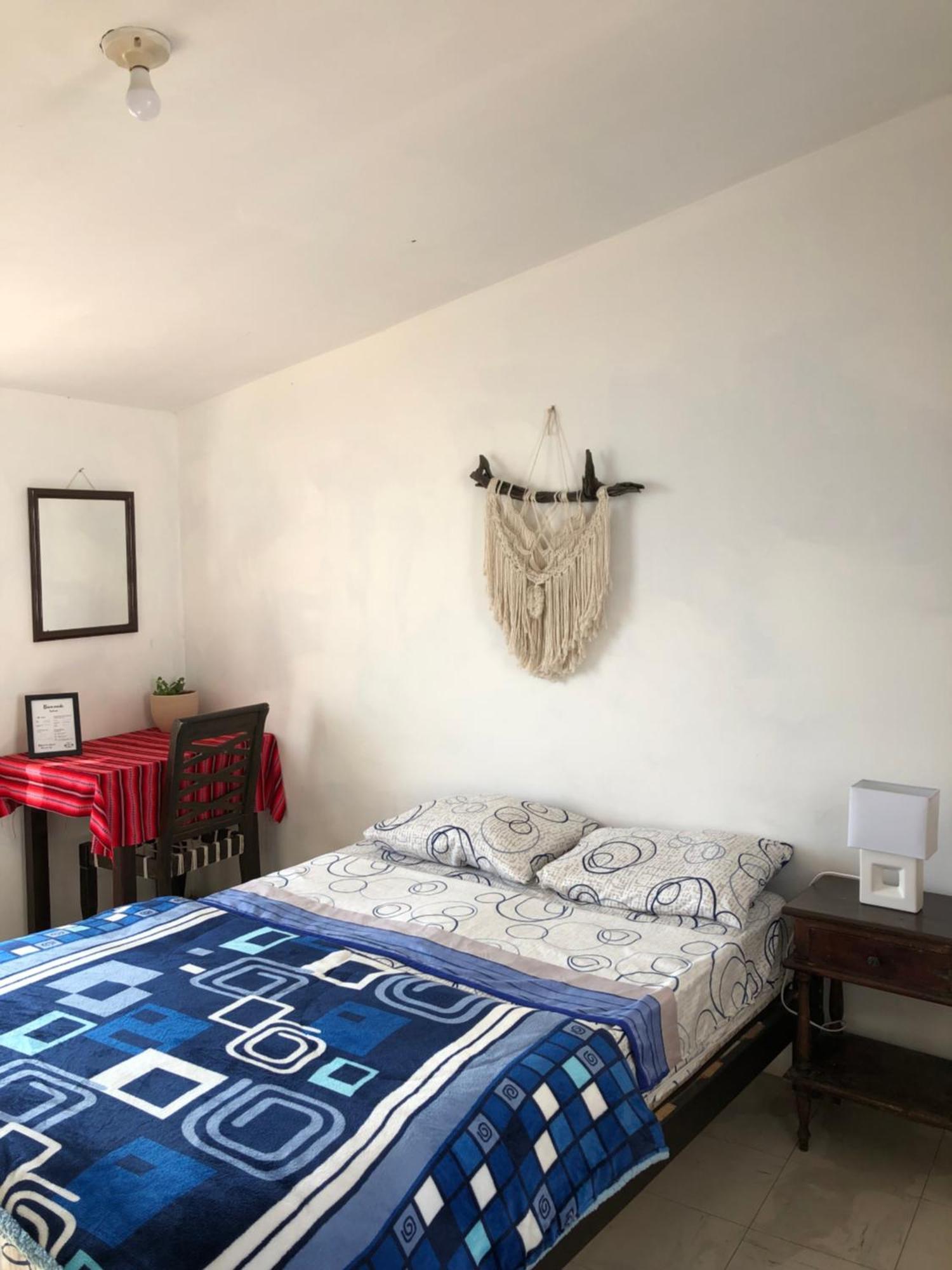 Pointbreak Surf Camp Vandrarhem Huanchaco Rum bild